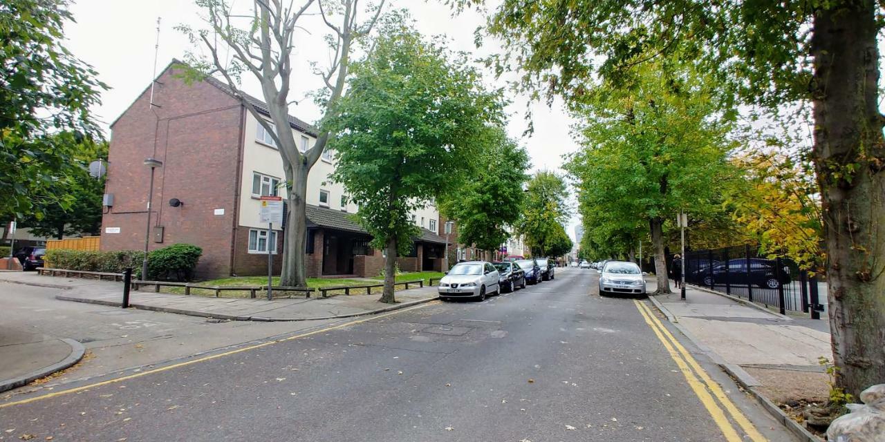 Al Iram Guest House London Bagian luar foto