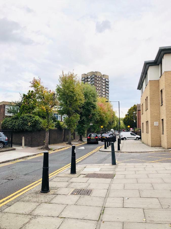 Al Iram Guest House London Bagian luar foto