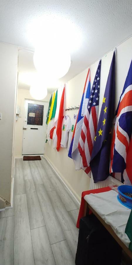 Al Iram Guest House London Bagian luar foto