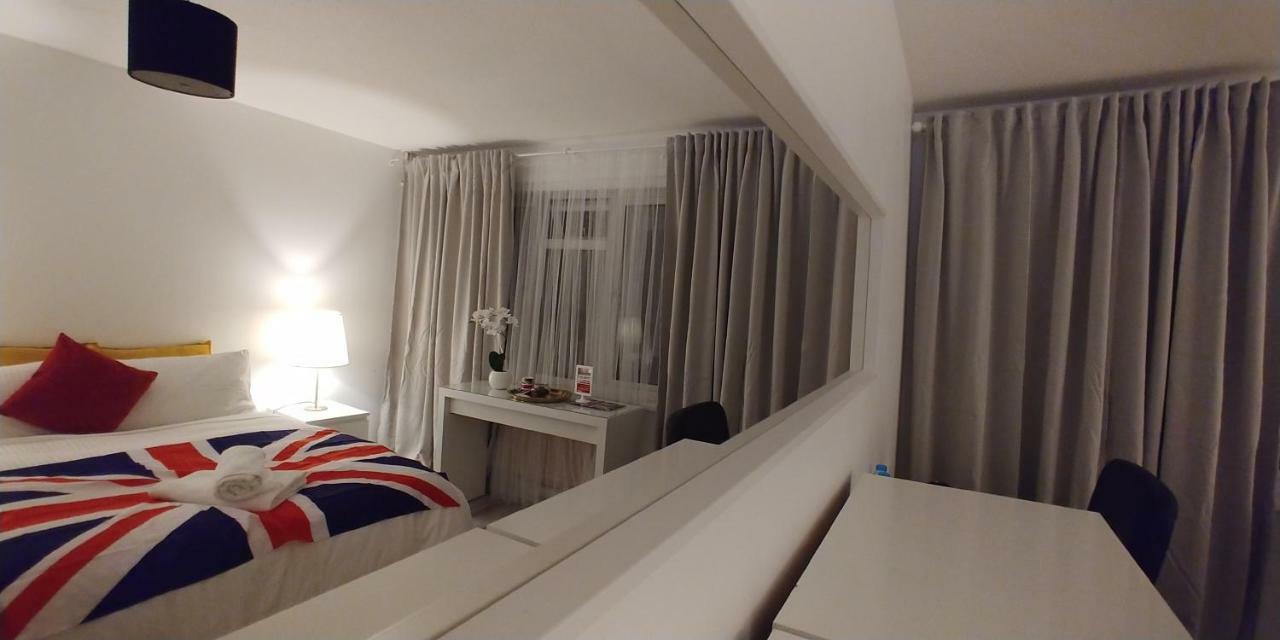 Al Iram Guest House London Bagian luar foto