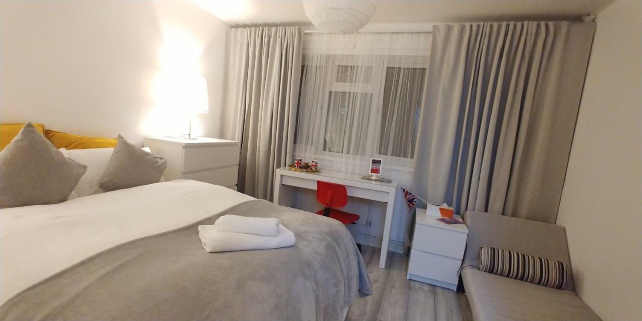 Al Iram Guest House London Bagian luar foto