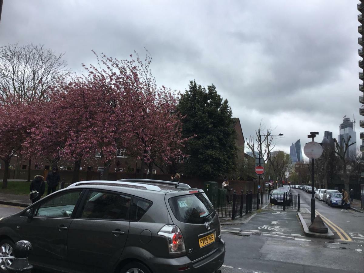 Al Iram Guest House London Bagian luar foto