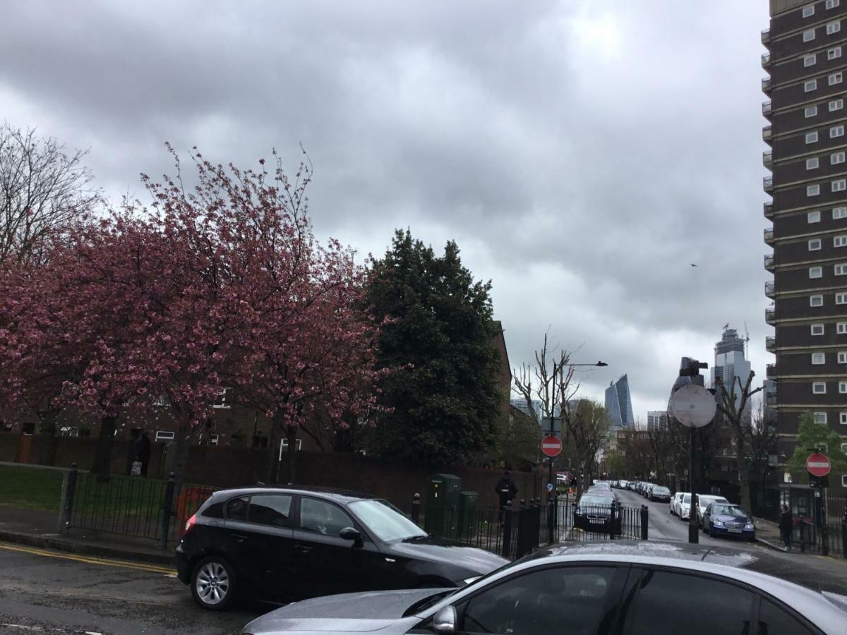 Al Iram Guest House London Bagian luar foto