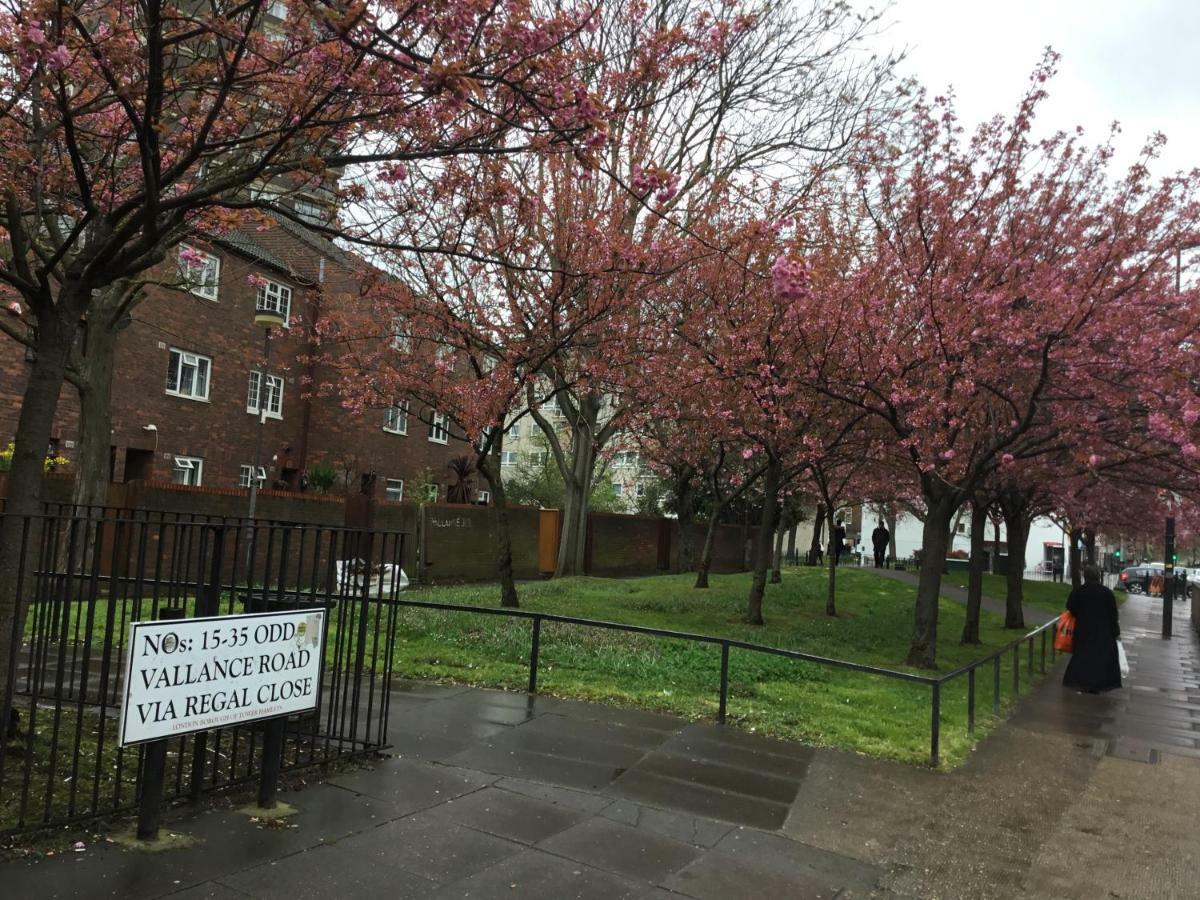 Al Iram Guest House London Bagian luar foto